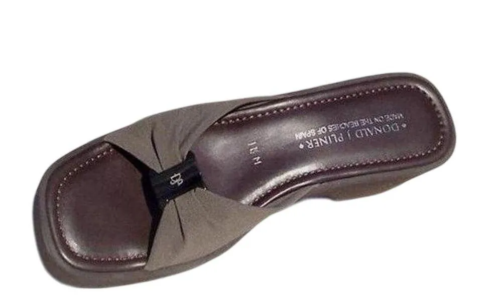 Donald Pliner Taupe Mesh Sandal Wedge Shoe New Flexible Non Slip Sole $220 NIB Brown Size 11 - Image 4