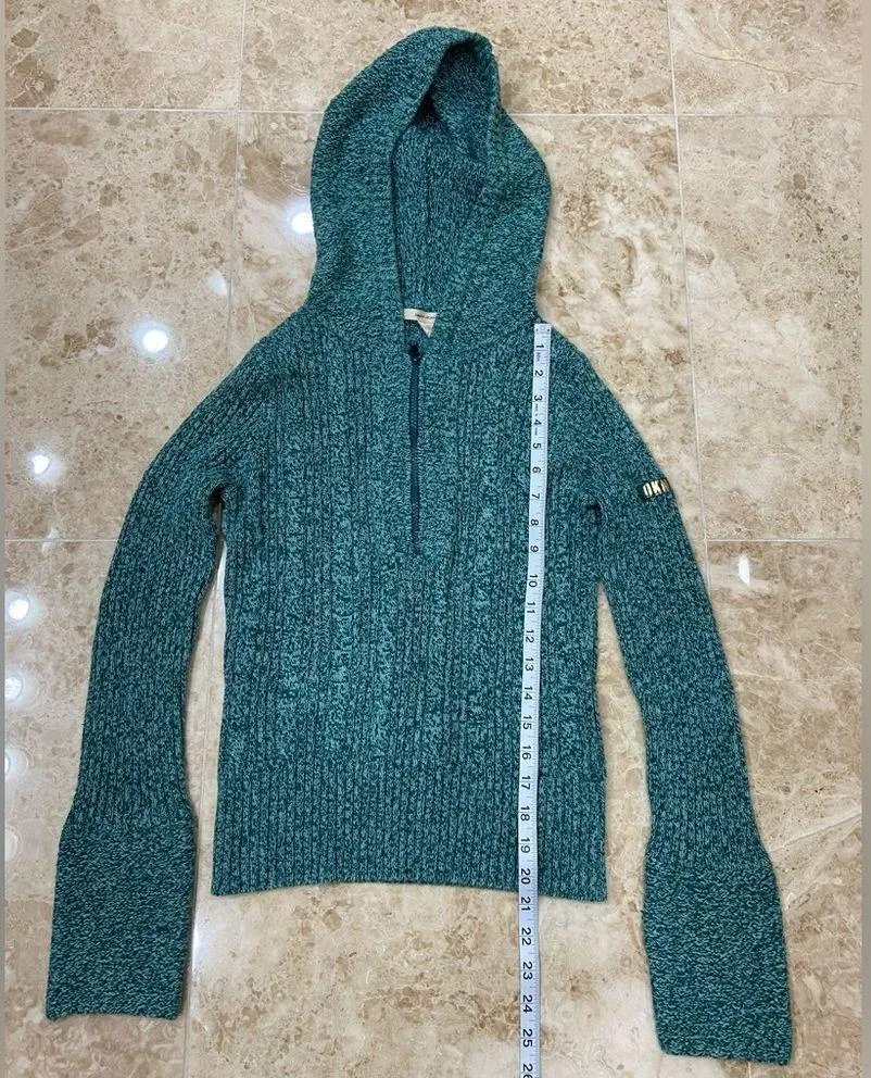 1/4 Zipper Hoodie Sweater. Size Small. Green - Image 4