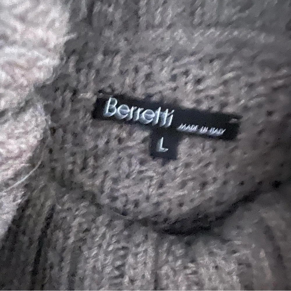 Berretti Gray Knit Turtleneck Batwing Sleeve Sweater Size Large - Image 12