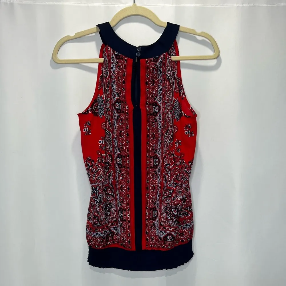 Soho New York & Company Paisley Sleeveless Blouse Red - Image 3