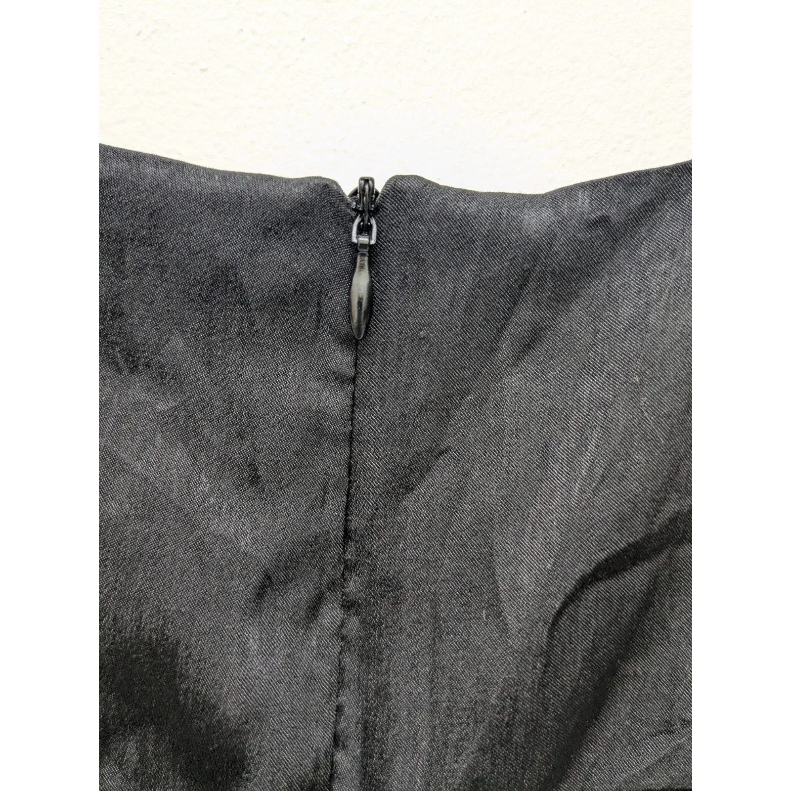 LE LIS Mini Dress Shoulders Tie Straps Front Hook And Eye Black Sz Large NWT - Image 12