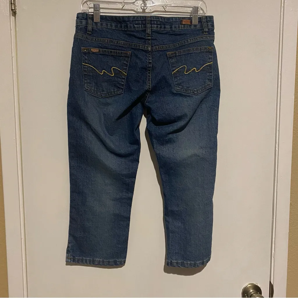 Pepe London Size 3 Crop Jeans Made In Jordan Retail $109.00 Sku A7 - Image 2