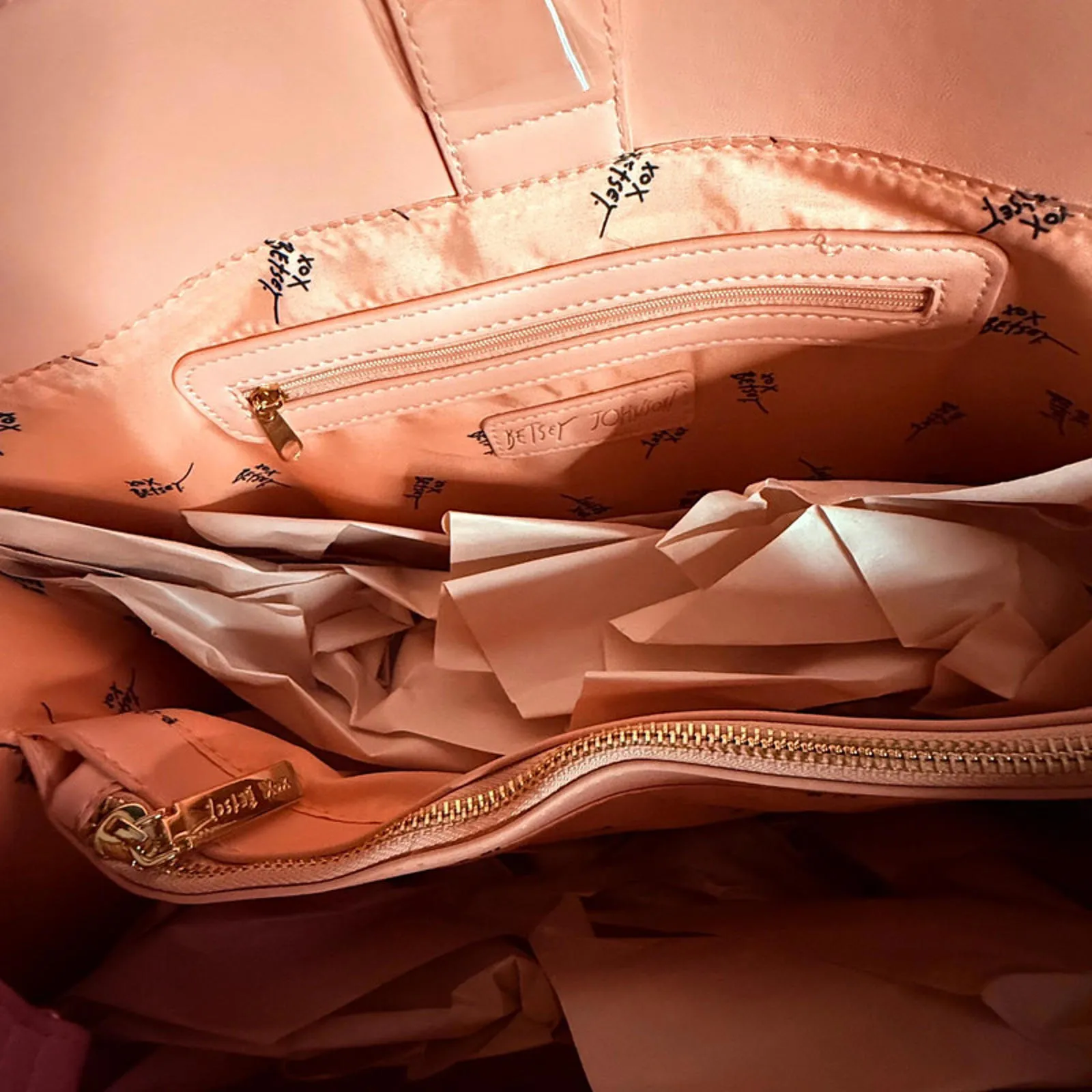 Betsey Johnson Pink Valentine Candy Heart Satchel Crossbody NWT - Image 7