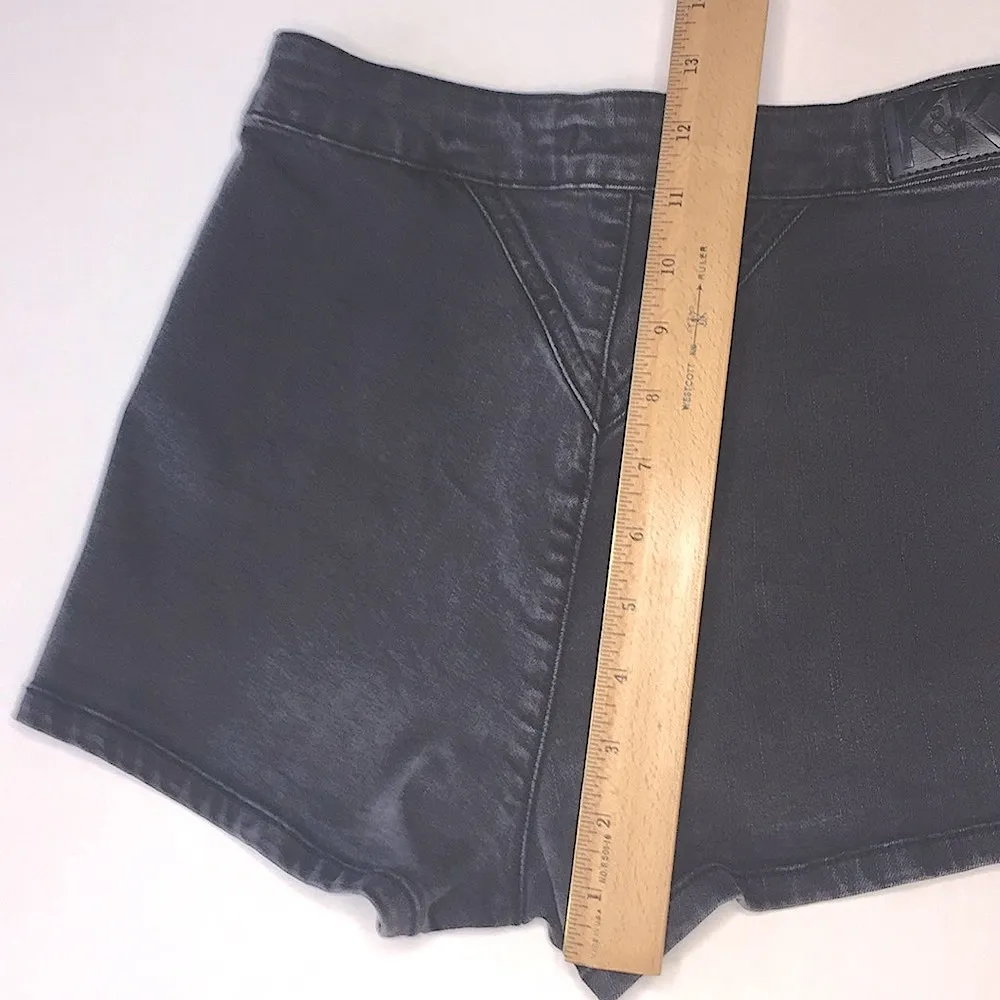 Kendall & Kylie high waisted shorts black - Image 7