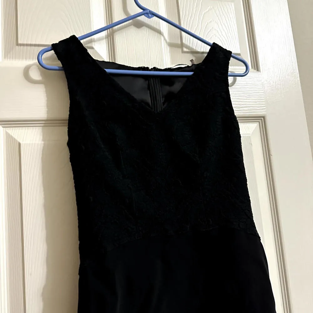 Elie Tahari Women's Hi Low Blouse Top sz XS extra small shirt V Neck Black Lace - Image 6