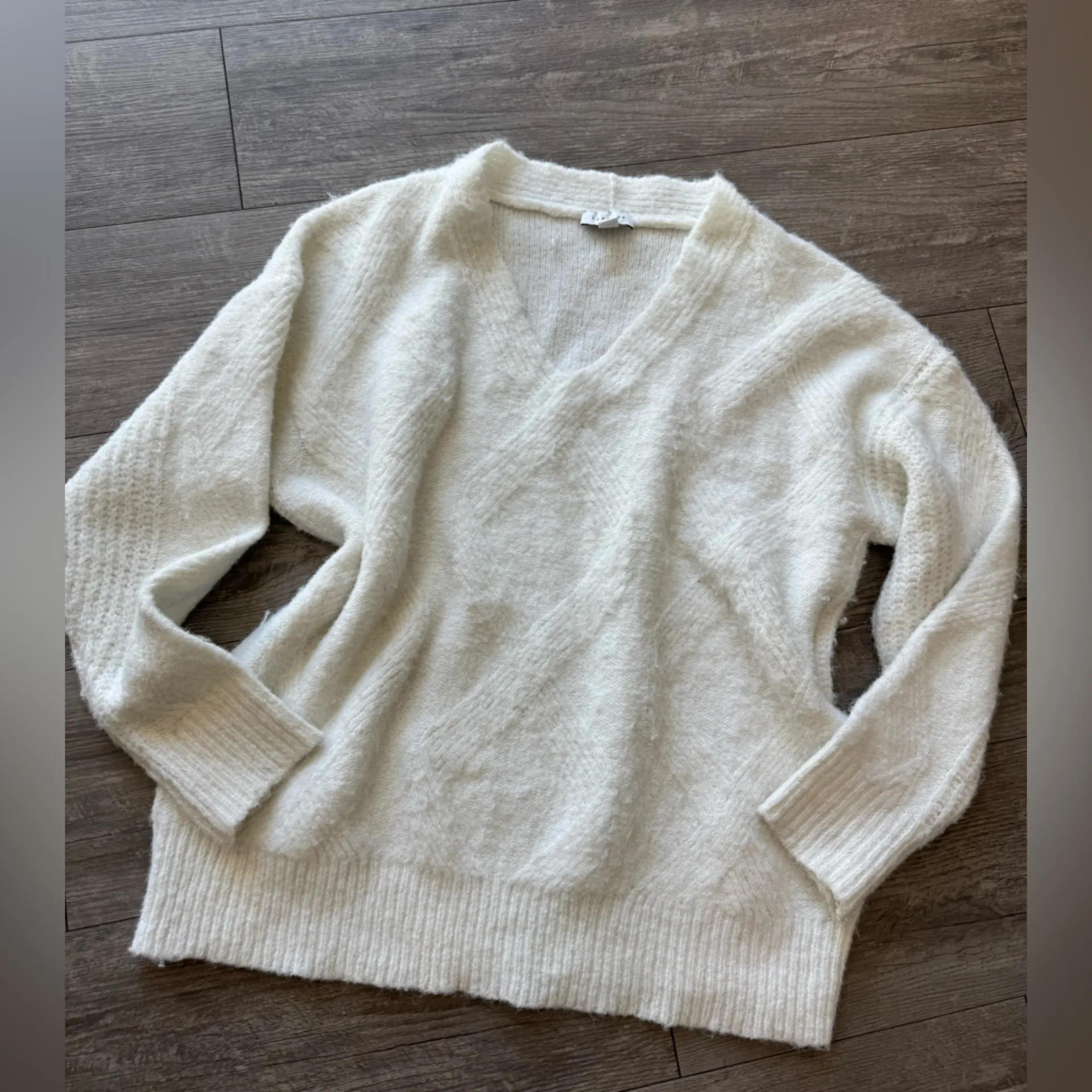 Topshop Cream Women's Crew Neck Sweater - Image 6
