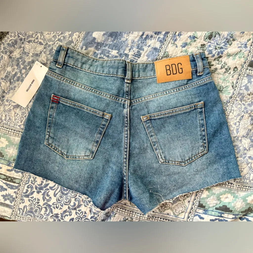 Urban Outfitters BDG Jean Shorts - Image 3