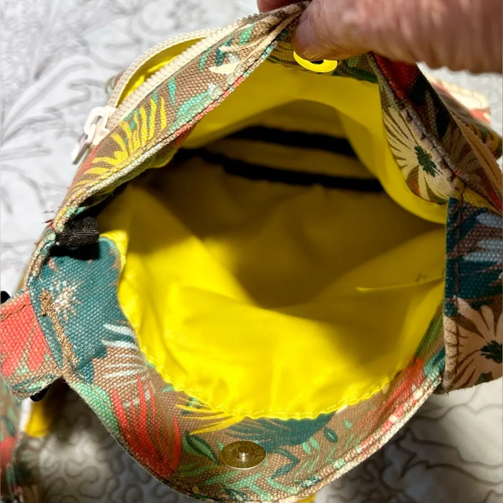 KAVU Keeper Floral Cotton Canvas Crossbody Bag With Adjustable Strap - Image 7