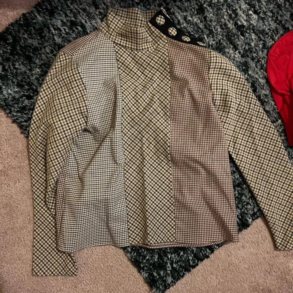 ZARA  small plaid blouse - Image 2