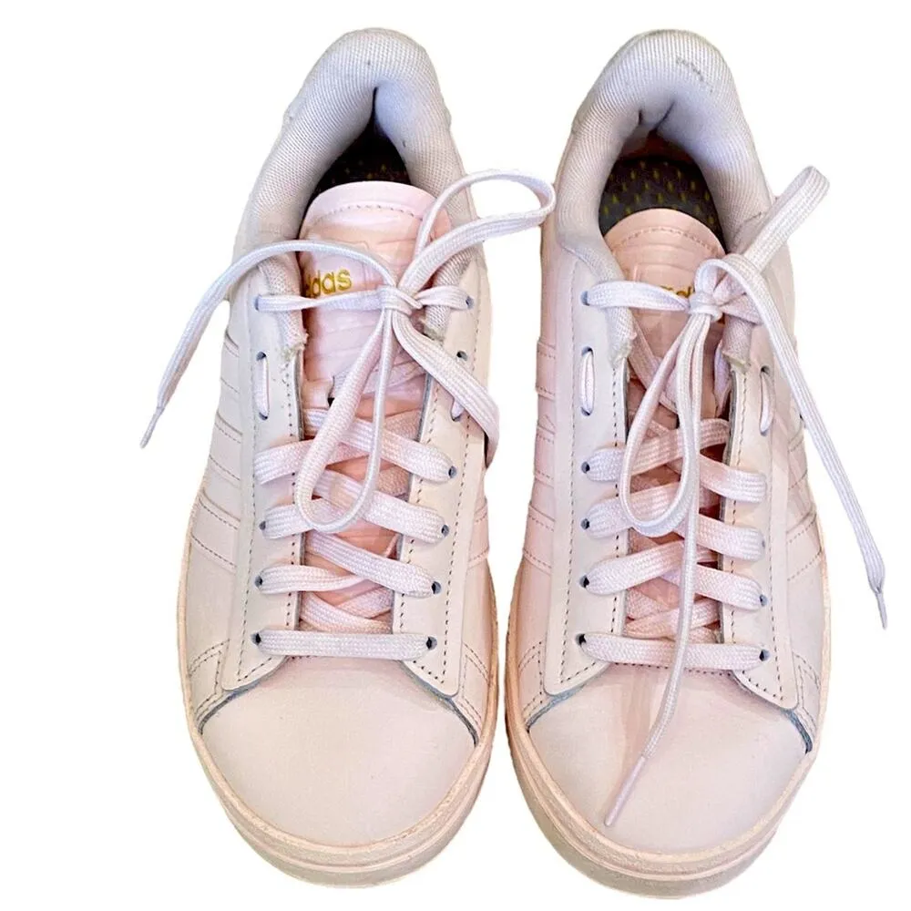 Adidas Grand Court Alpha Sneaker In Quartz / Quartz /  Gold Met Size 5 - Image 5