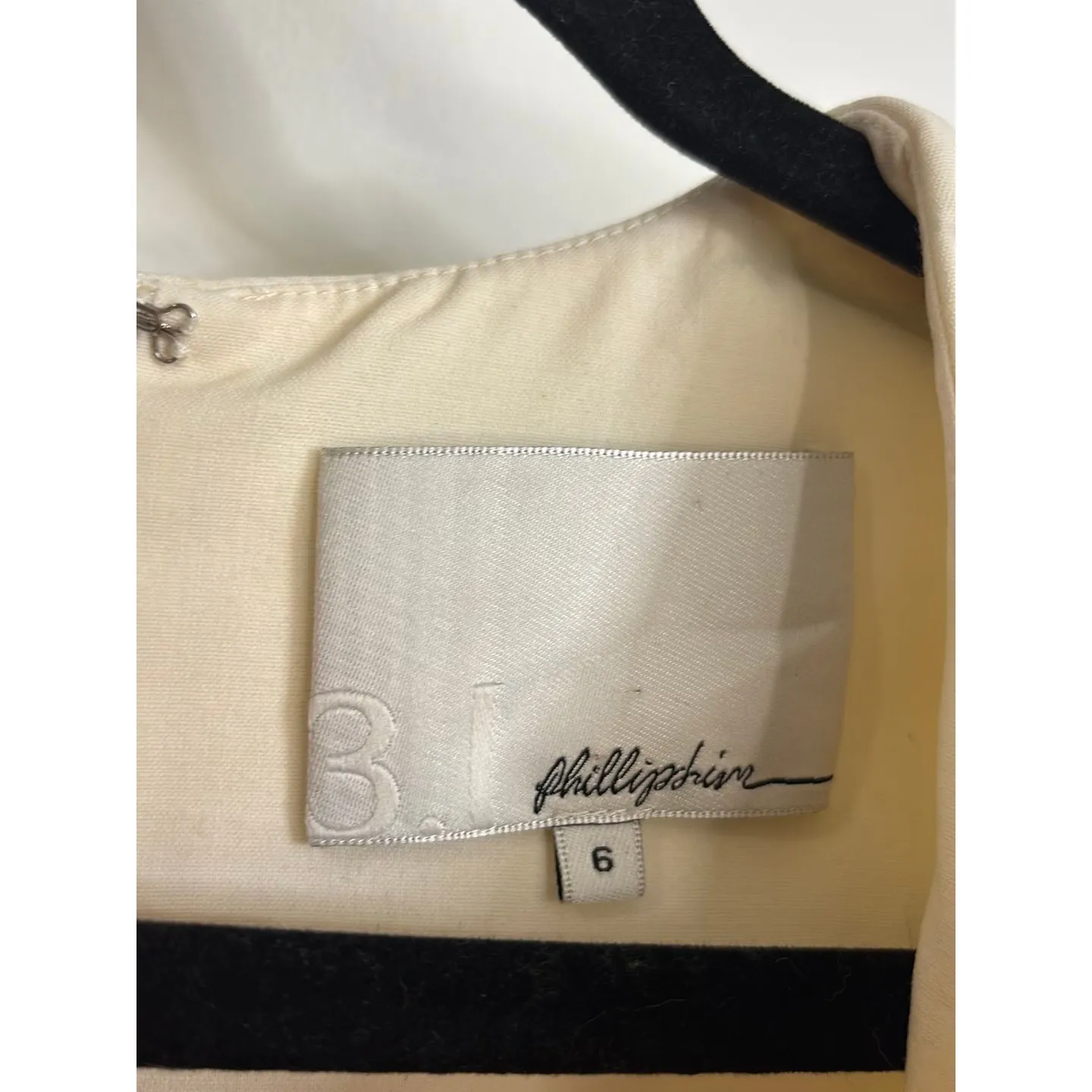 3.1 Phillip Lim Mini Dress Womens 6 Black Cream Sheath Sleeveless V-Neck Wool - Image 3