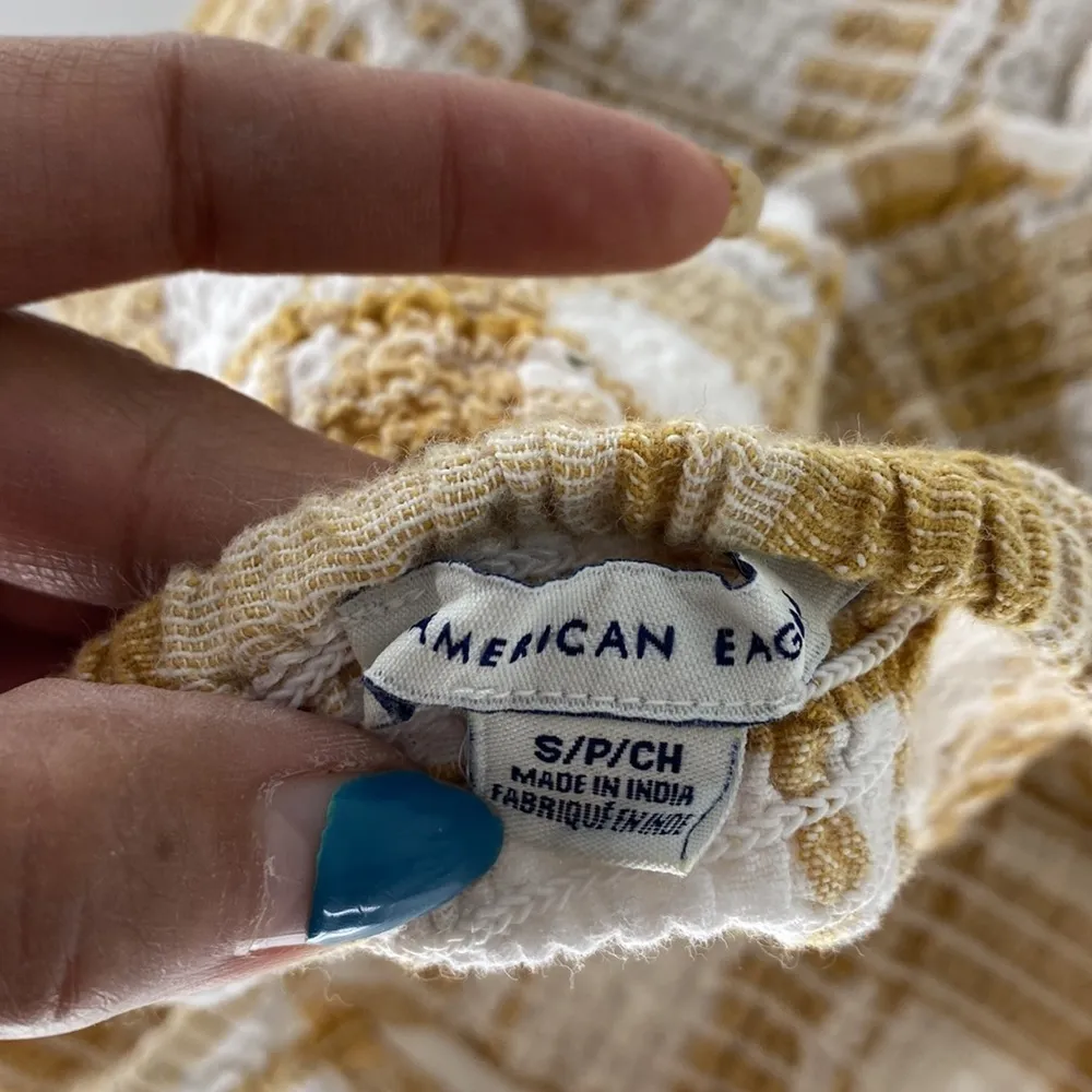 American Eagle smocked halter cropped top tan white festival summer concert - Image 3