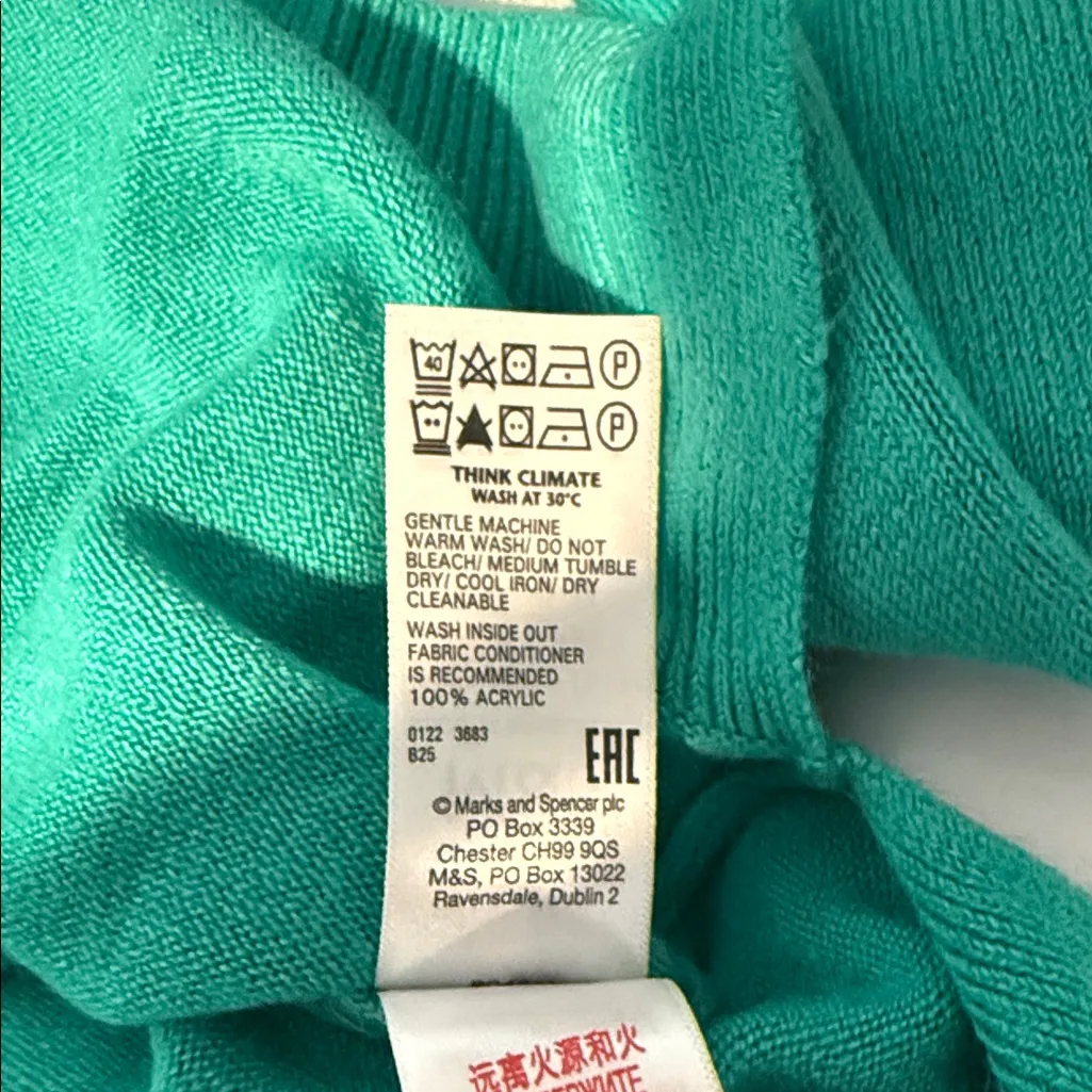 Marks & Spencer Long Sleeve acrylic Sweater . Size 8 - Image 6