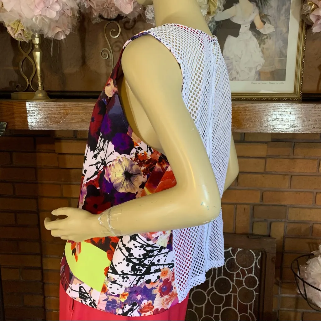 Bongo  MULTI-COLOR ABSTRACT PRINT JUNIOR PLUS MESH BACK TOP (2X) - Image 7