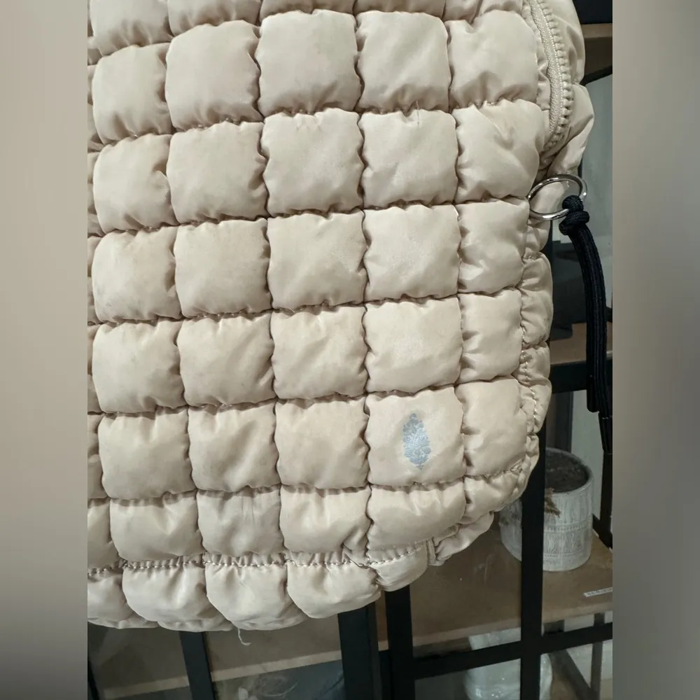 FP Movement quilted tote bag carryall beige sand hobo large zipper shoulder Tan - Image 7