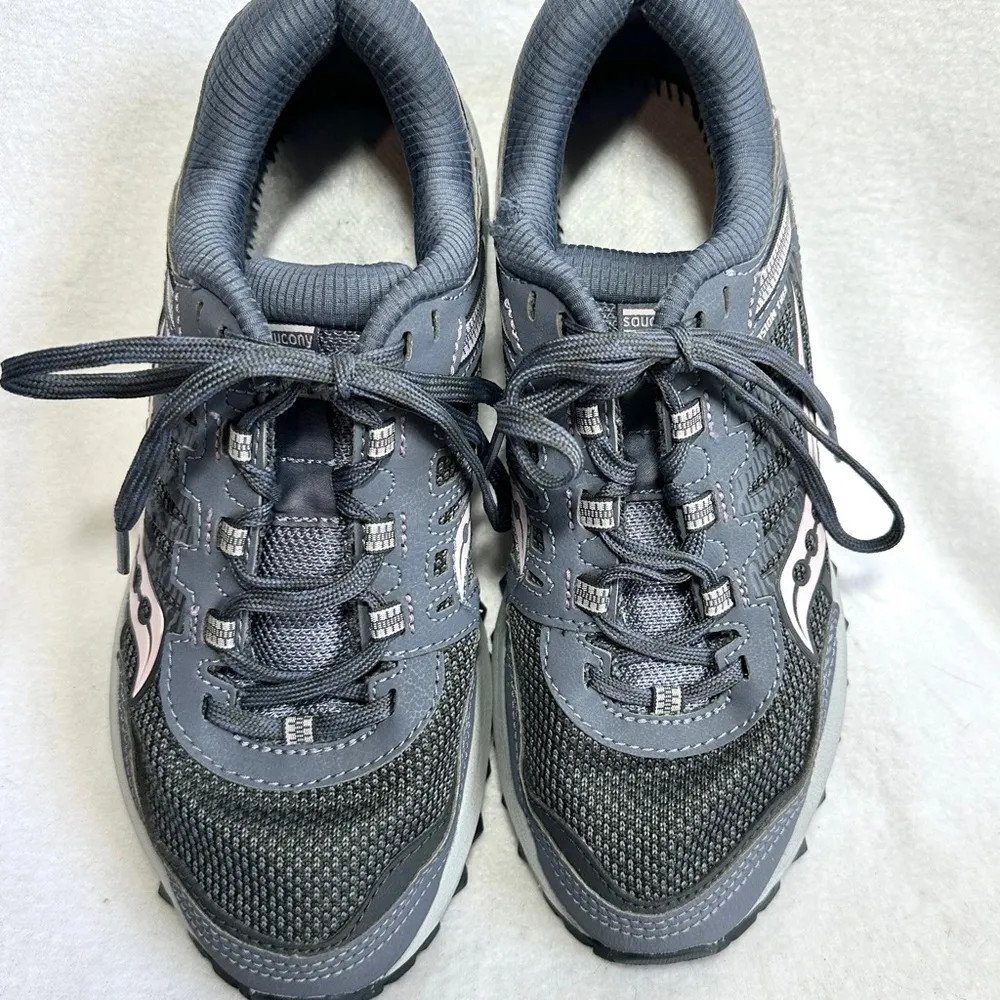 Saucony Excursion TR13 Running Shoes 7.5 Versafoam Gray Pink Athletic Shoes - Image 6