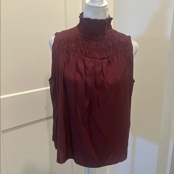 NWT Boutique Grade & Gather Burgundy Sleeveless Top Sz M - Image 2