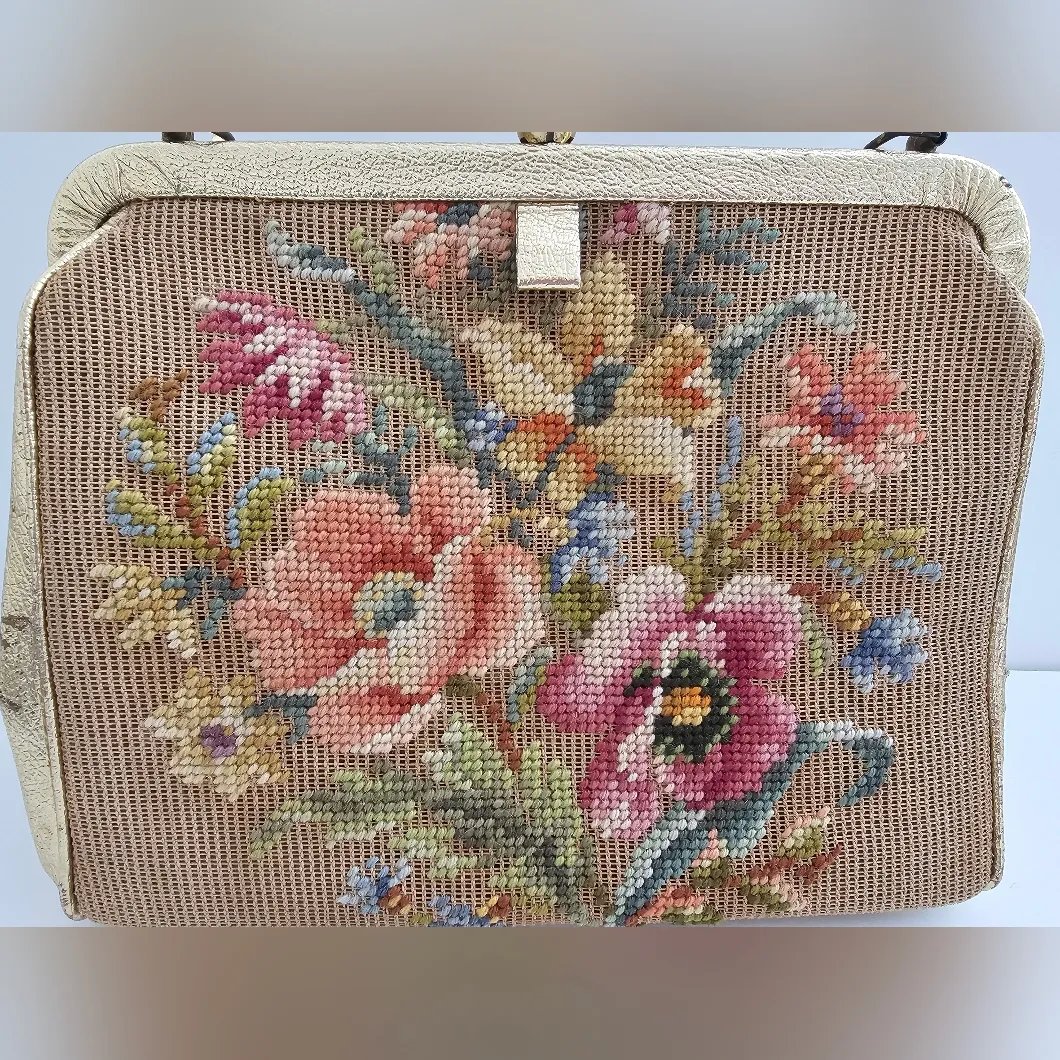Soure Bag New York Needlepoint Embroidered Flower Gold Handbag Tan - Image 9