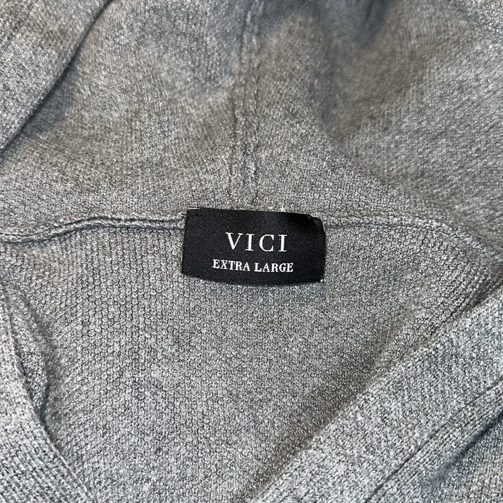 VICI women’s Striped Grey/White knitted pull over hoodie Sweater size XL - Image 10