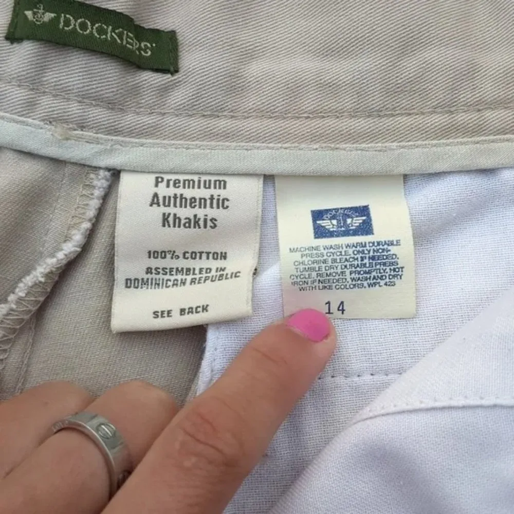 Dockers 90's Premium Khaki Shorts | Vintage Dockers Premium Khaki Shorts - Image 5