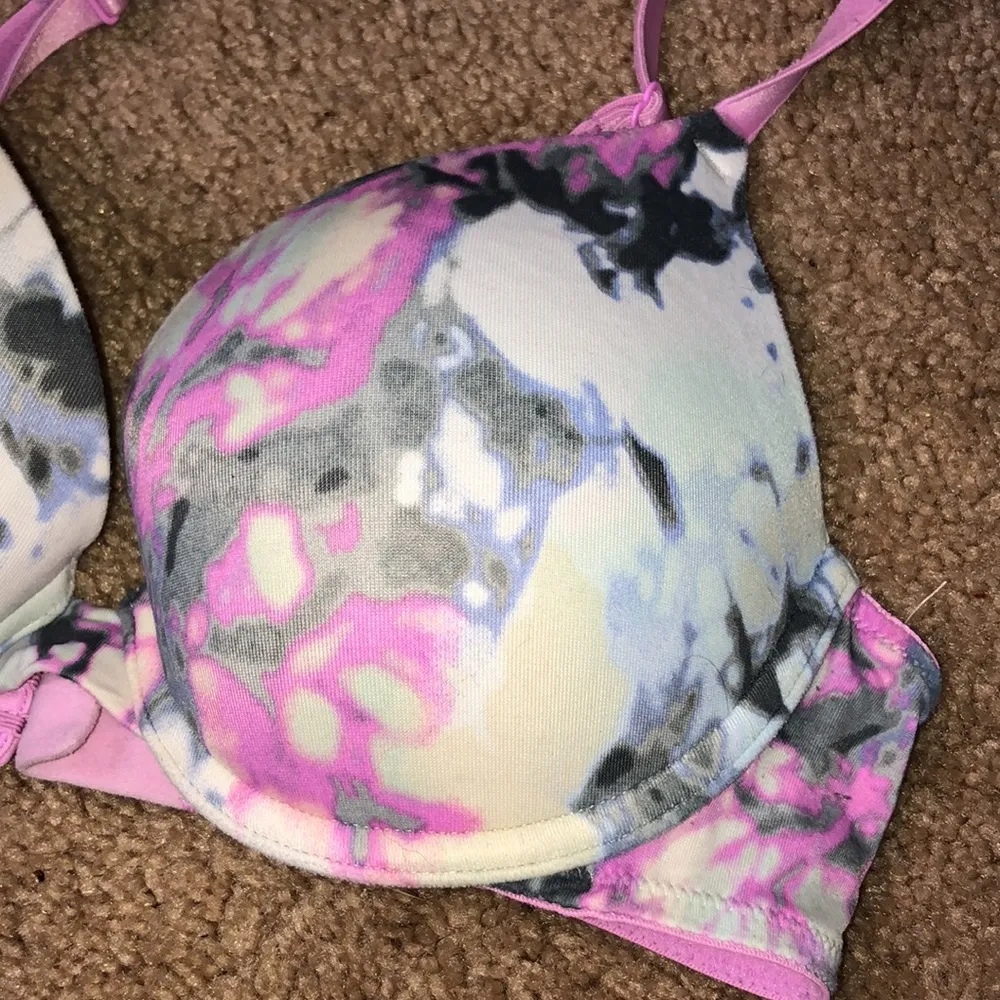 Pink Victoria’s Secret tie dye bra T-shirt bra marble print size 32C causal bra - Image 2