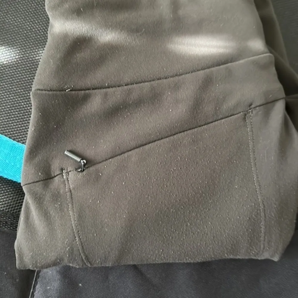 Athleta Headlands Hybrid Cargo, Size 4 - Image 13