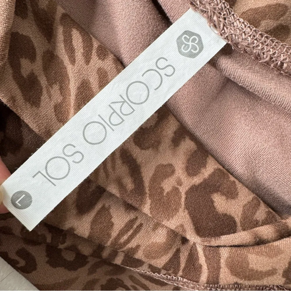 Scorpio Sol  Serena Pocket Legging Dark Mocha Leopard Large - Image 8