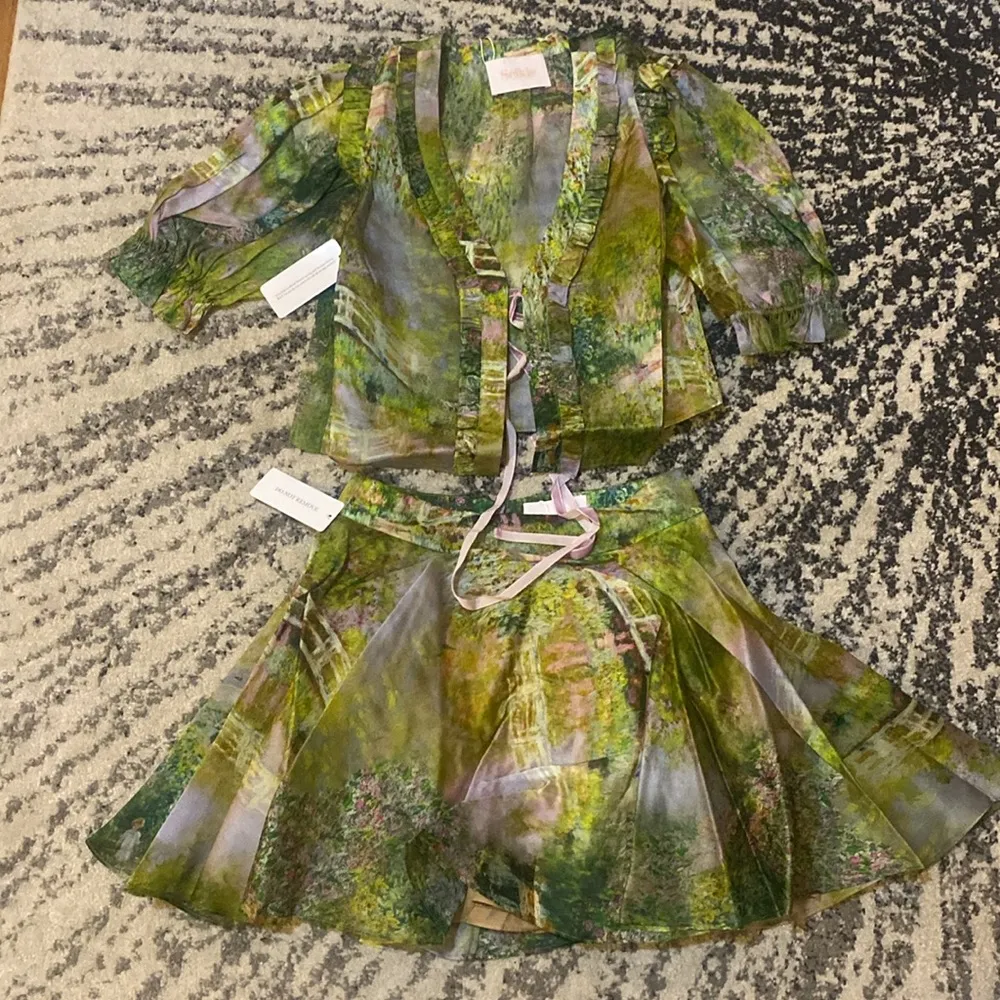 Selkie The Bridge Silk Satin Paper Doll Set size S - Image 5