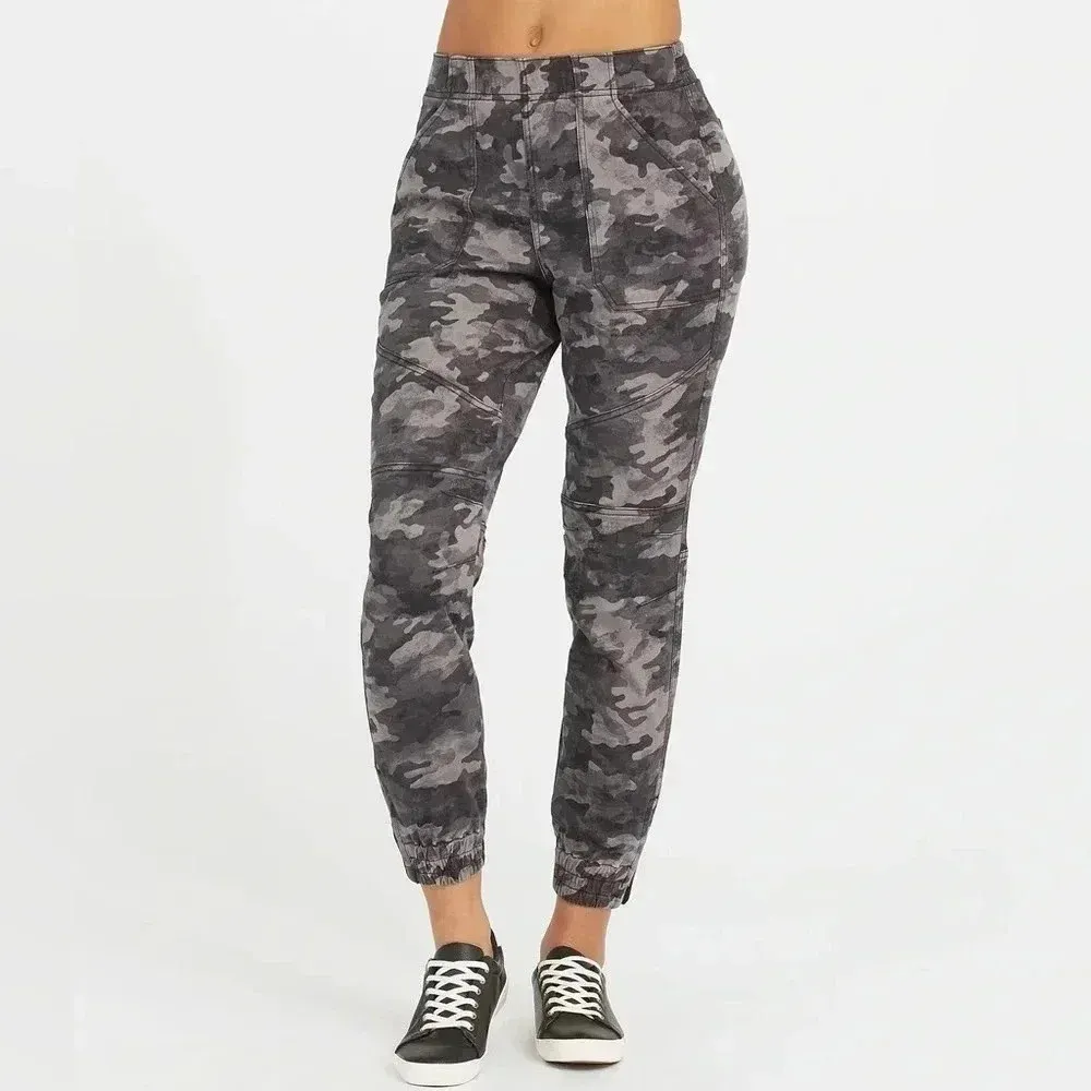 Spanx Stretch Twill Cargo Jogger Camo Size Large 12/14 - Image 3