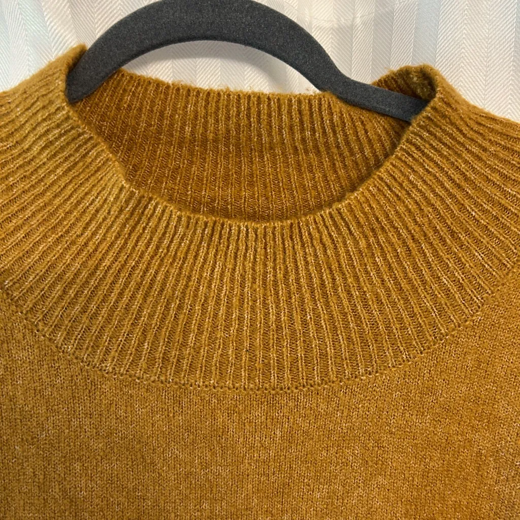 Colorblock Sweater- Size XL - Image 2