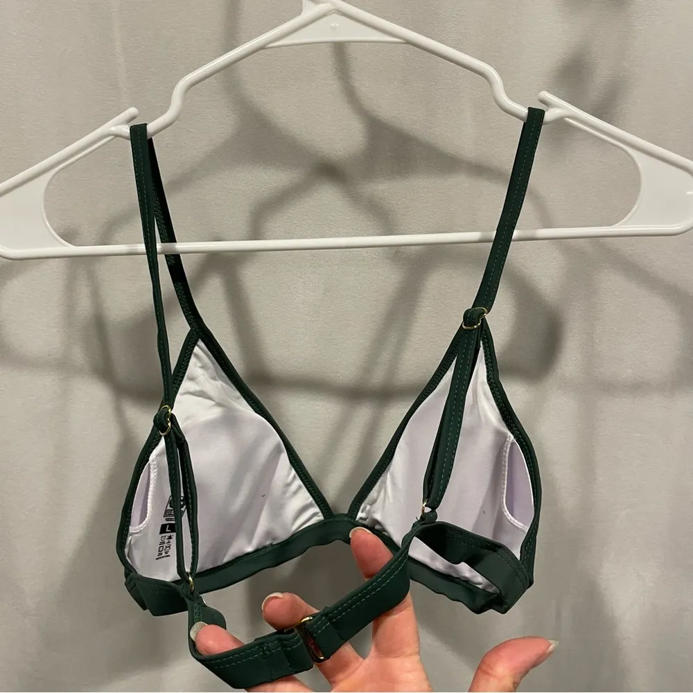 DIXXON NWT army green tanning suit bikini top removable pads adjustable straps Size L - Image 6