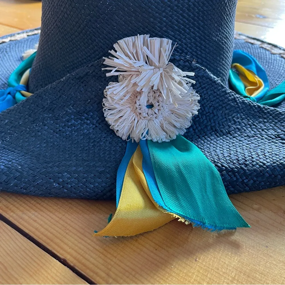 Von Henneberg Raffia Derby Hat Black with Ribbon Straw Floral Detail - Image 4