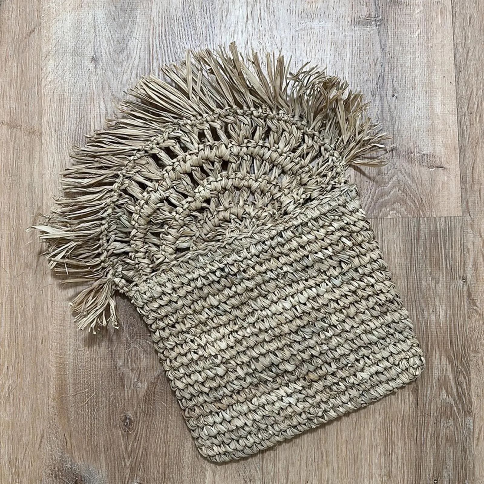Women's Natural Woven Tan Boho Tropical Straw Lined Fold Over Clutch - Image 2