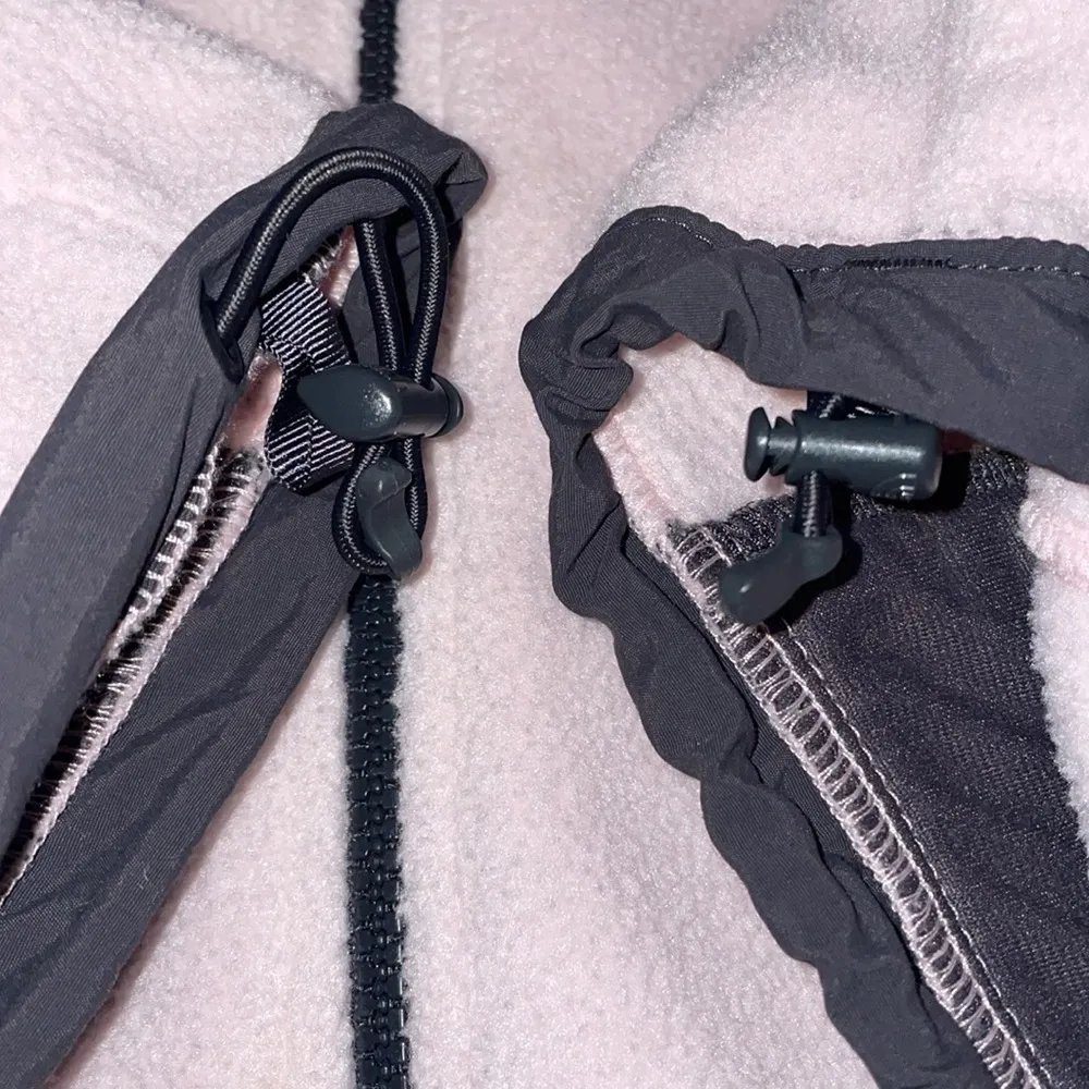 The north face pink and grey jacket - Image 3