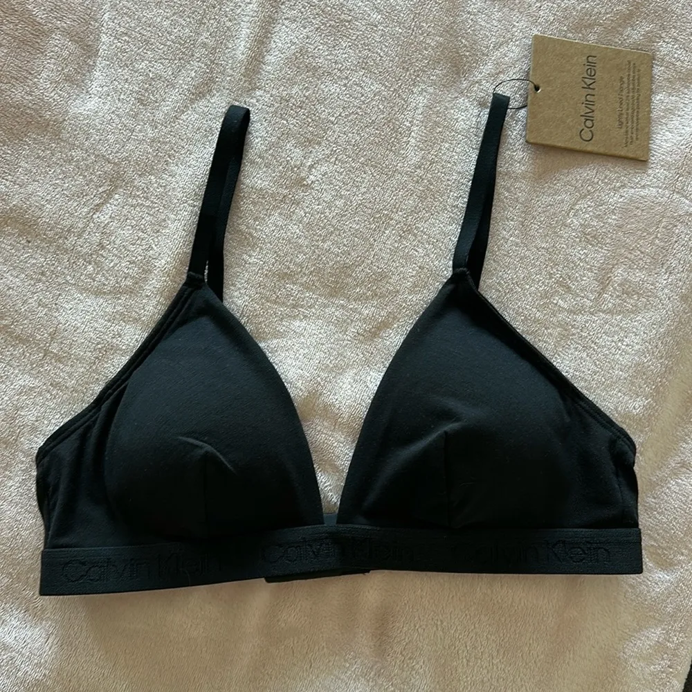 Calvin Klein Women's Black Lightly Lined Triangle Bralette / Size M - Image 2
