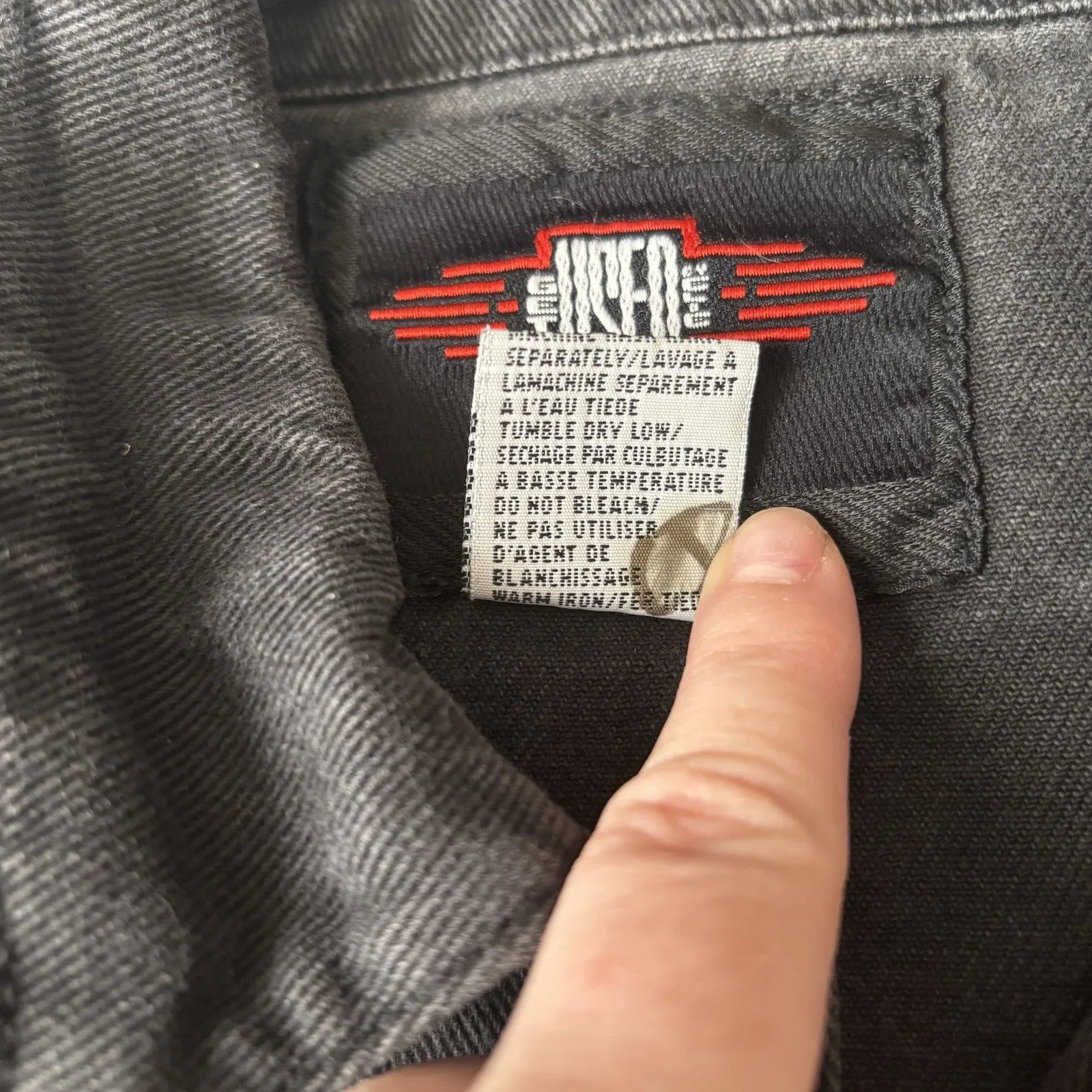 Women's Black Denim Jacket With Heart Floral Design Sz Medium Vintage Rare - Image 8