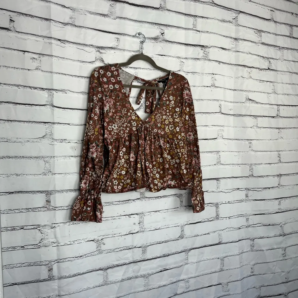 Forever 21 Brown Floral Boho Blouse Women’s M Long Sleeve Tie Back Peasant Top - Image 2