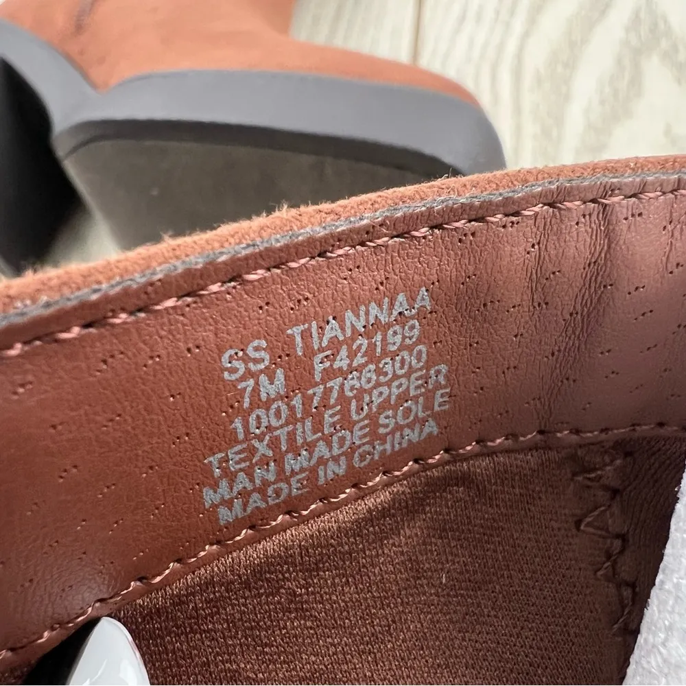 Sun + Stone Women's Tiannaa Platform Booties 7M Russet MC Faux Suede $80 Brown Size 7 - Image 5