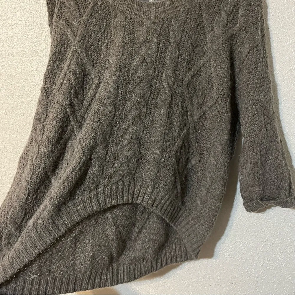 360 Sweater Cable Knit Side - Image 3