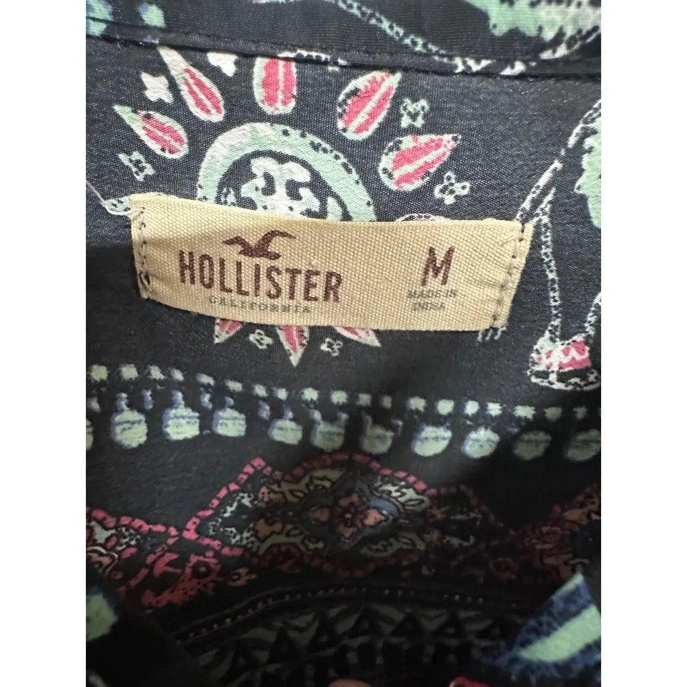 Hollister Geometric Aztec Elephant Stripe Spaghetti Tank Flowy Size Medium - Image 4