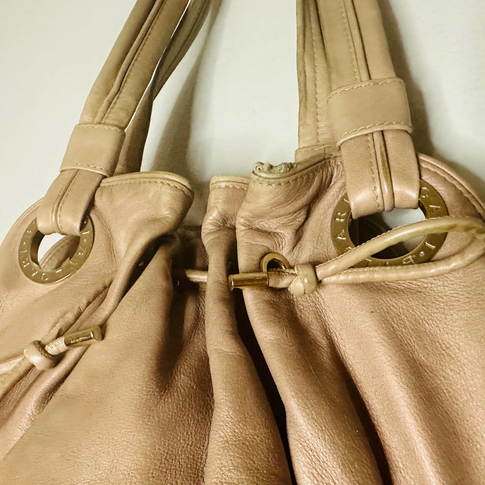 BULGARI BVLGARI Beige Leather Ruched Leather Gold Tone Hardware Hobo Bag - Image 9