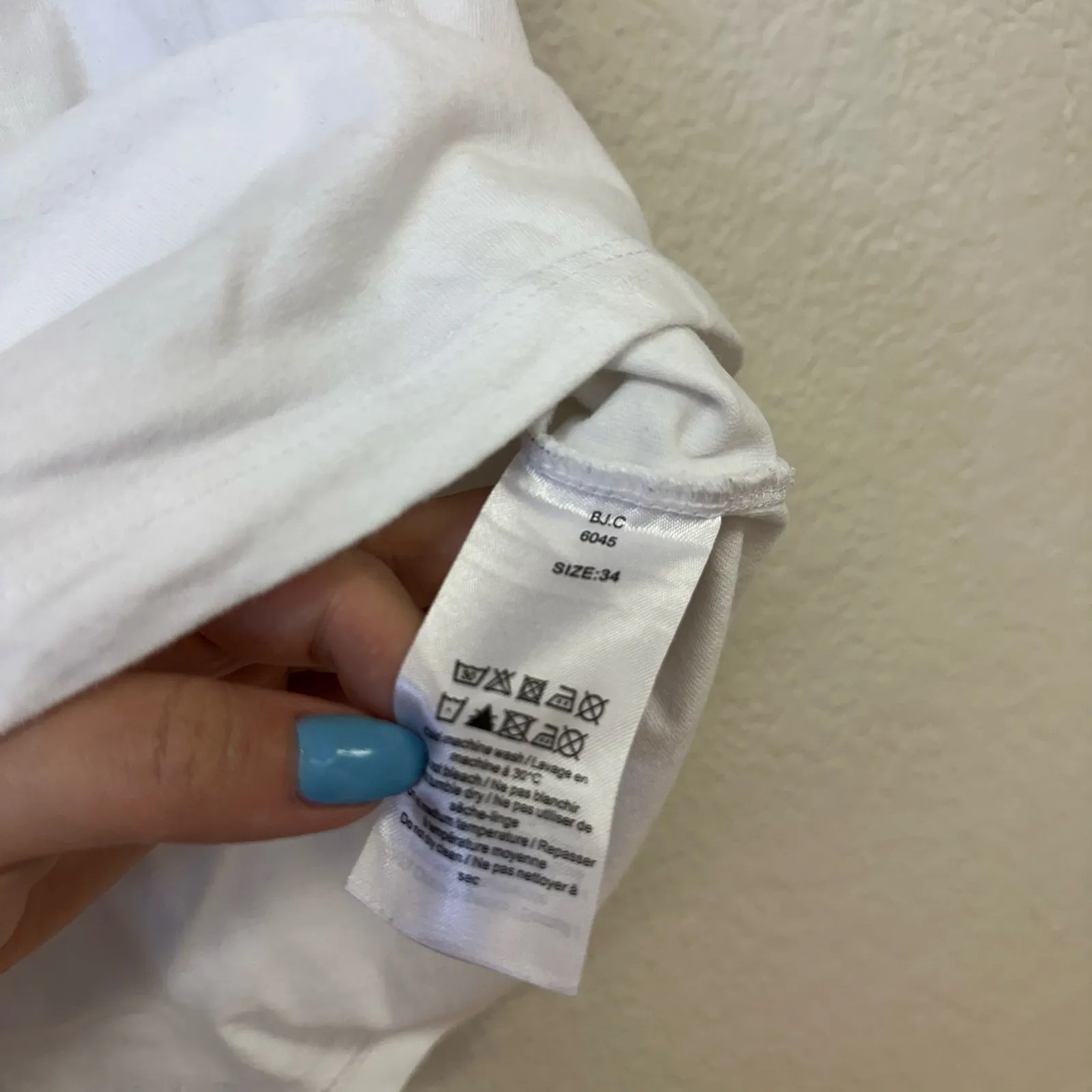 GANNI Have A Nice Year Crew Neck T-Shirt White Size 34 - Image 5