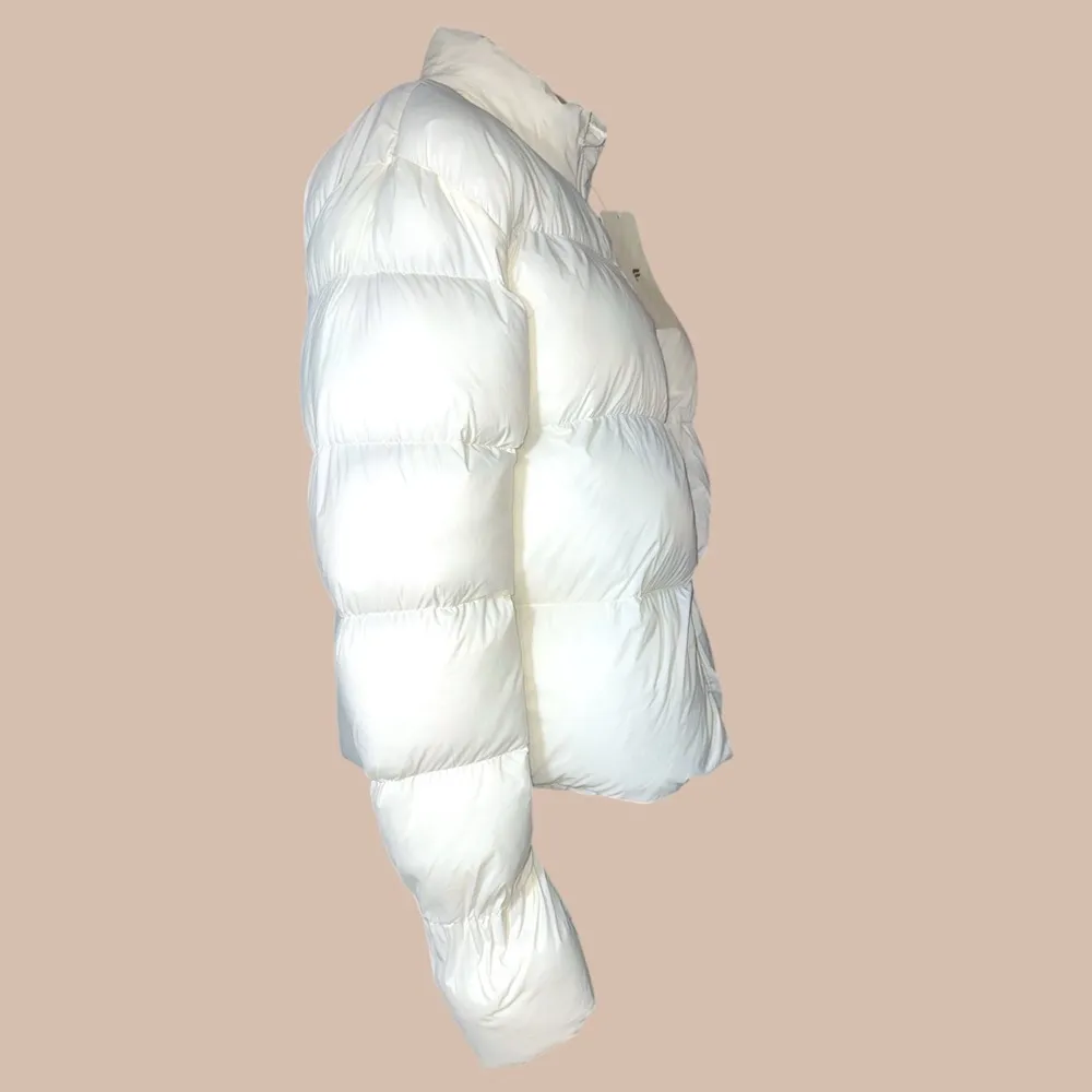 Fabletics NWT  women’s essential puffer cropped, insulated jacket Size L - Image 7