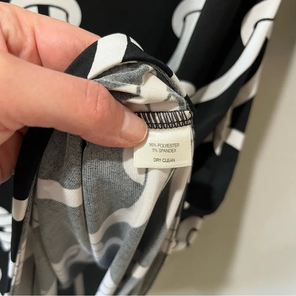 White House Black Market midi dress womens medium blackwhite shift Bell Sleeves - Image 7