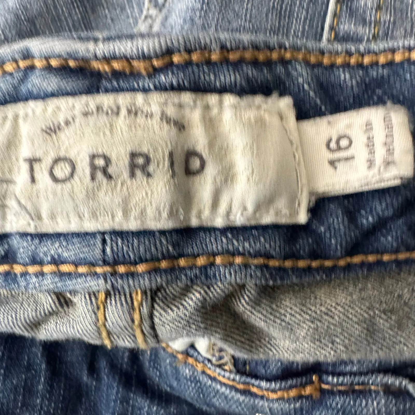 Torrid Ankle Skinny Patch Distressed Raw Cut Jeans‎ Size 16 - Image 10