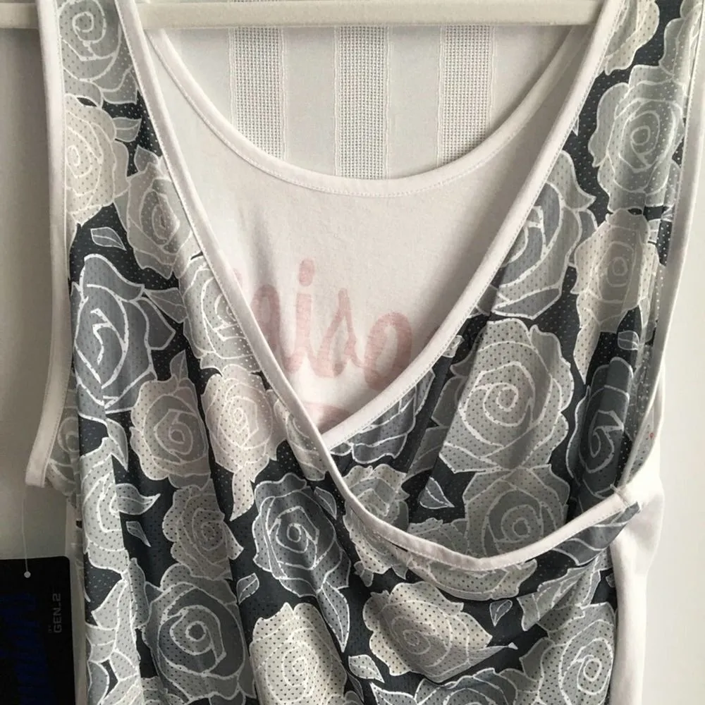 Indiana Hoosiers Tank Top Rose Cross Back White Junior's Gen 2 Red XL IU Shirt Size undefined - Image 9