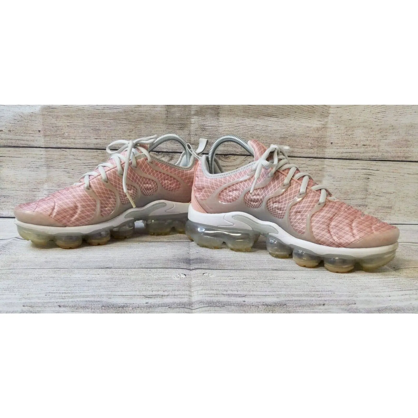 Nike Air Vapormax Plus Bleached Coral Pink White AO4550-603 Women's‎ Size 8 - Image 4