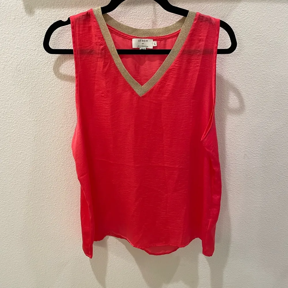 MOLLY BRACKEN V-NECK SATIN TANK TOP - Image 5