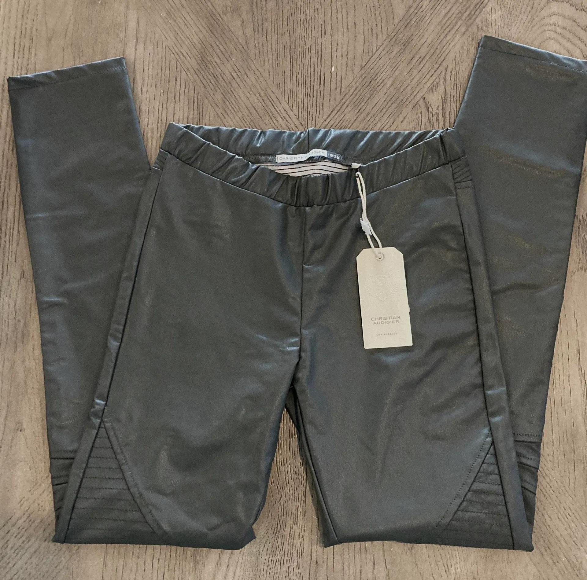 NWT  Gray/silver faux leather skin tight pants. Sz S - Image 2