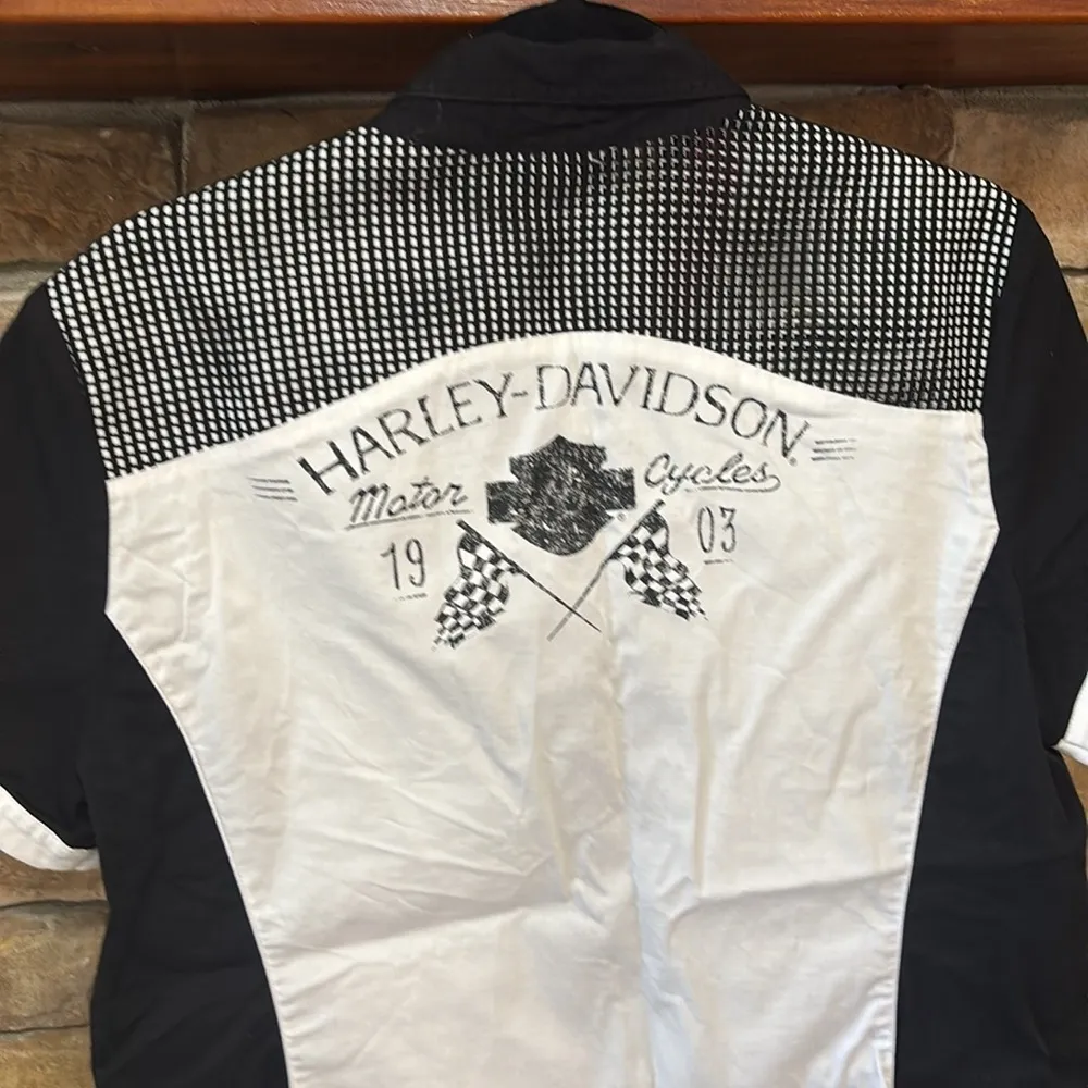 Harley Davidson Women’s Short Sleeve Zip Up Tshirts - Image 3